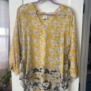 CAbi Amelia Gathered Blouse